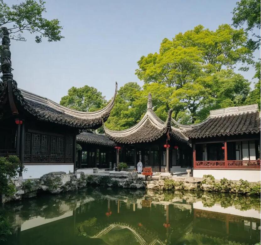 威海骤变土建有限公司